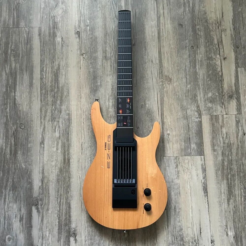 Yamaha EZ-EG Digital MIDI Electric Silent Guitar Synthesizer Japan Tested